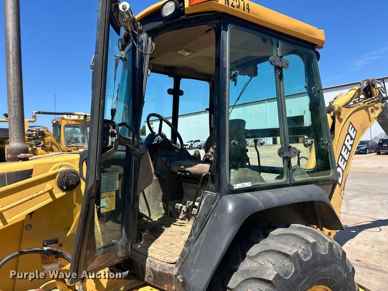 image for item FC2629 1998 John Deere 410E backhoe
