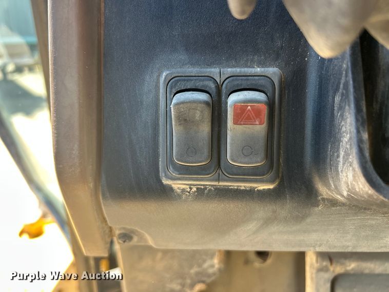 image for item FC2629 1998 John Deere 410E backhoe
