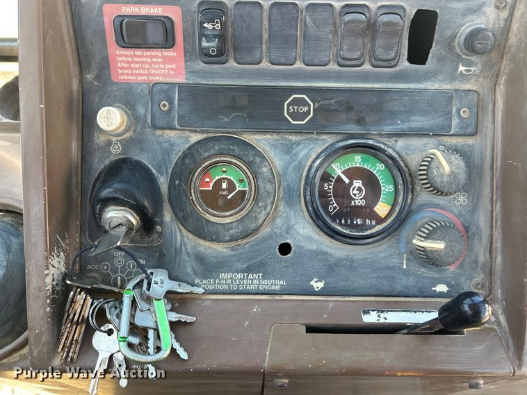 image for item FC2629 1998 John Deere 410E backhoe