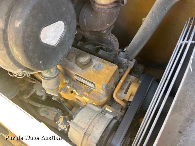 image for item FC2629 1998 John Deere 410E backhoe