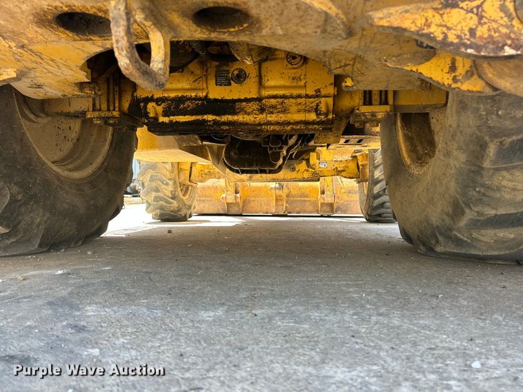 image for item FC2629 1998 John Deere 410E backhoe