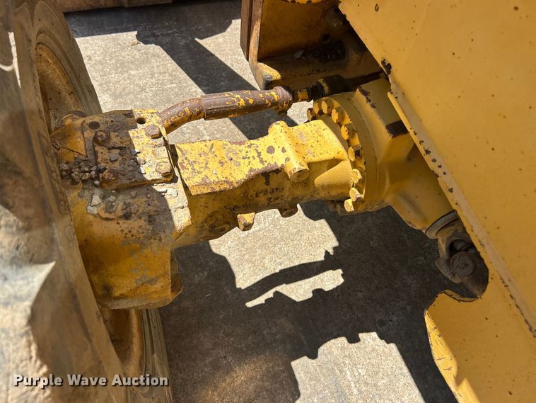 image for item FC2629 1998 John Deere 410E backhoe