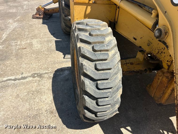 image for item FC2629 1998 John Deere 410E backhoe