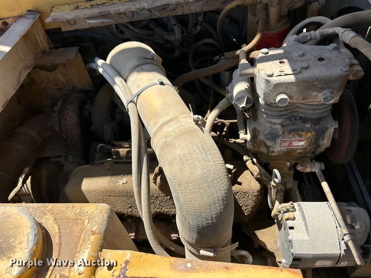 image for item FC2630 1986 Caterpillar 613C water wagon