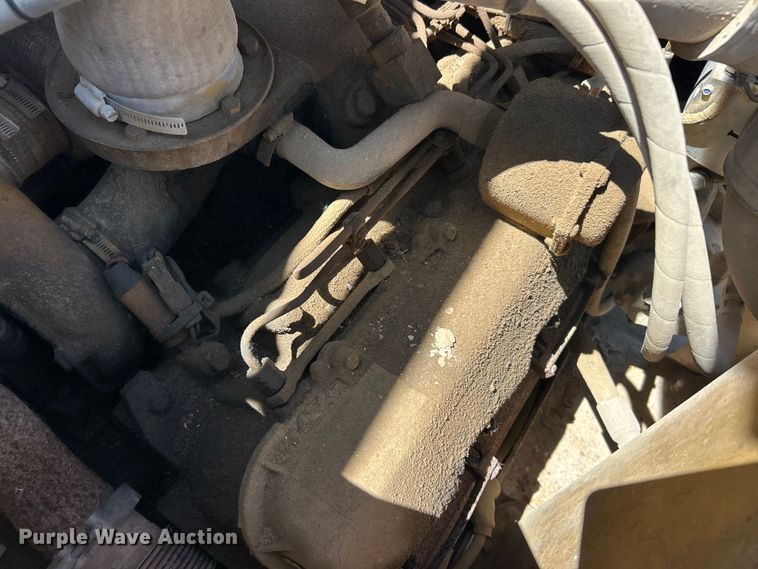 image for item FC2630 1986 Caterpillar 613C water wagon