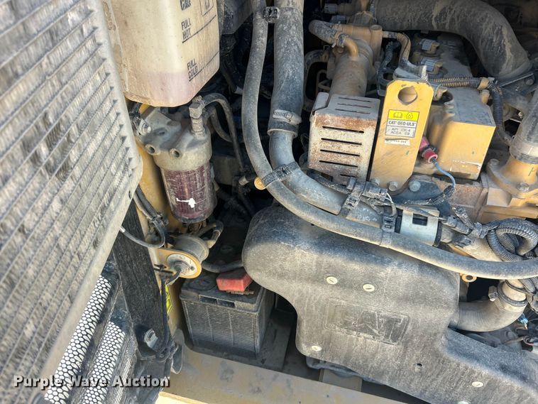 image for item FC2631 2018 Caterpillar 279D tracked skid steer loader
