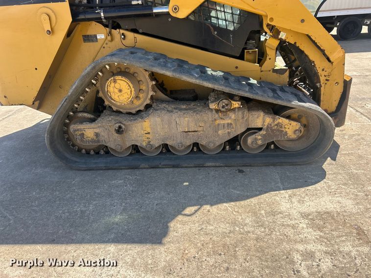 image for item FC2631 2018 Caterpillar 279D tracked skid steer loader