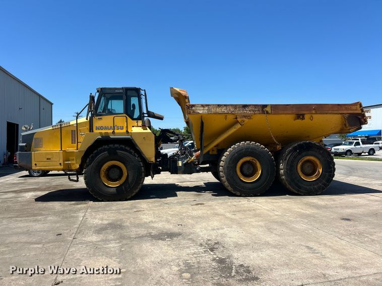image for item FC2632 2006 Komatsu HM400-2 articulated haul truck