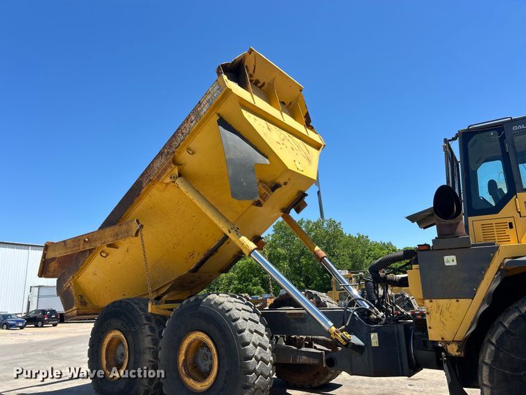 image for item FC2632 2006 Komatsu HM400-2 articulated haul truck