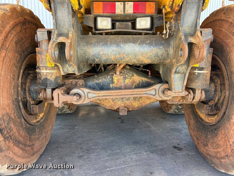 image for item FC2632 2006 Komatsu HM400-2 articulated haul truck