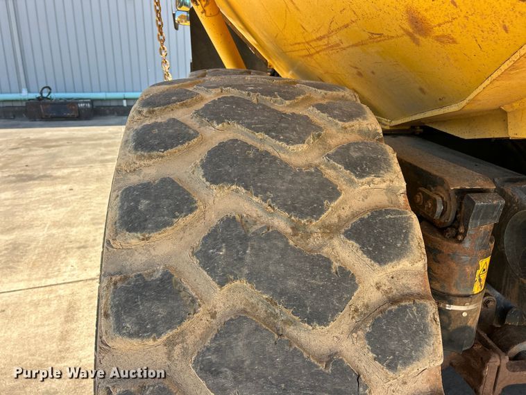 image for item FC2632 2006 Komatsu HM400-2 articulated haul truck