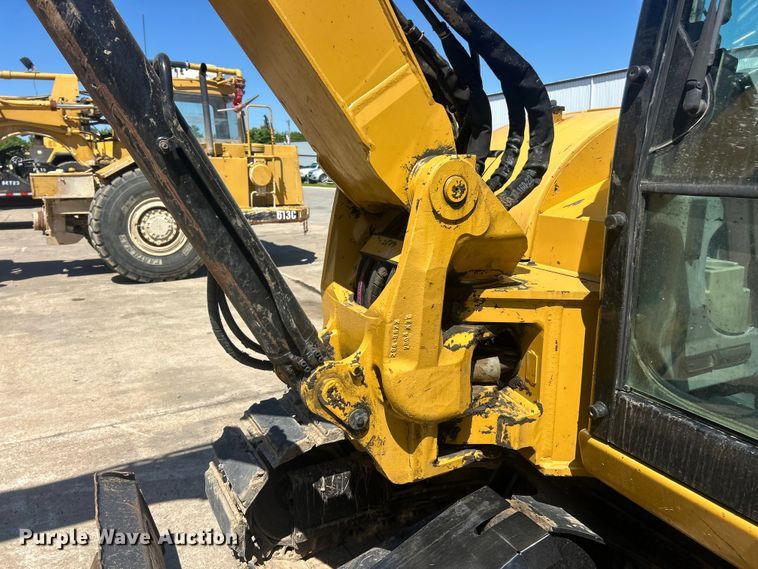 image for item FC2633 2018 Caterpillar 308E2CR mini excavator