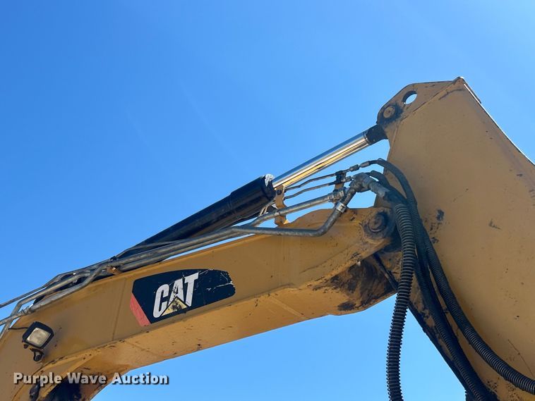 image for item FC2633 2018 Caterpillar 308E2CR mini excavator