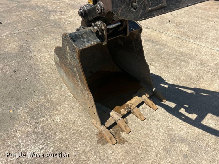 image for item FC2633 2018 Caterpillar 308E2CR mini excavator