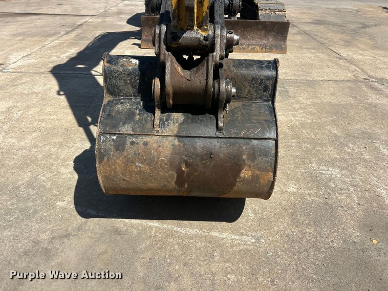 image for item FC2633 2018 Caterpillar 308E2CR mini excavator