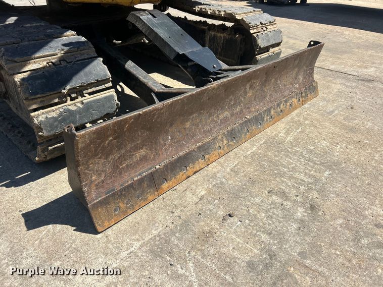 image for item FC2633 2018 Caterpillar 308E2CR mini excavator