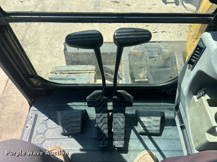 image for item FC2633 2018 Caterpillar 308E2CR mini excavator