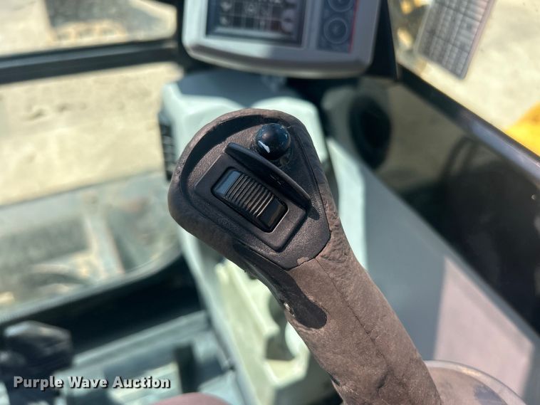 image for item FC2633 2018 Caterpillar 308E2CR mini excavator