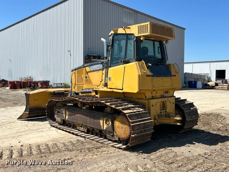 image for item FC2634 2012 John Deere 850K WLT dozer