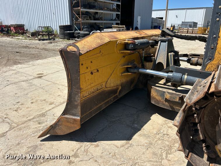 image for item FC2634 2012 John Deere 850K WLT dozer