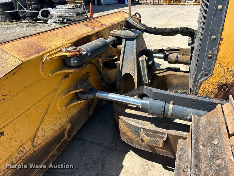 image for item FC2634 2012 John Deere 850K WLT dozer
