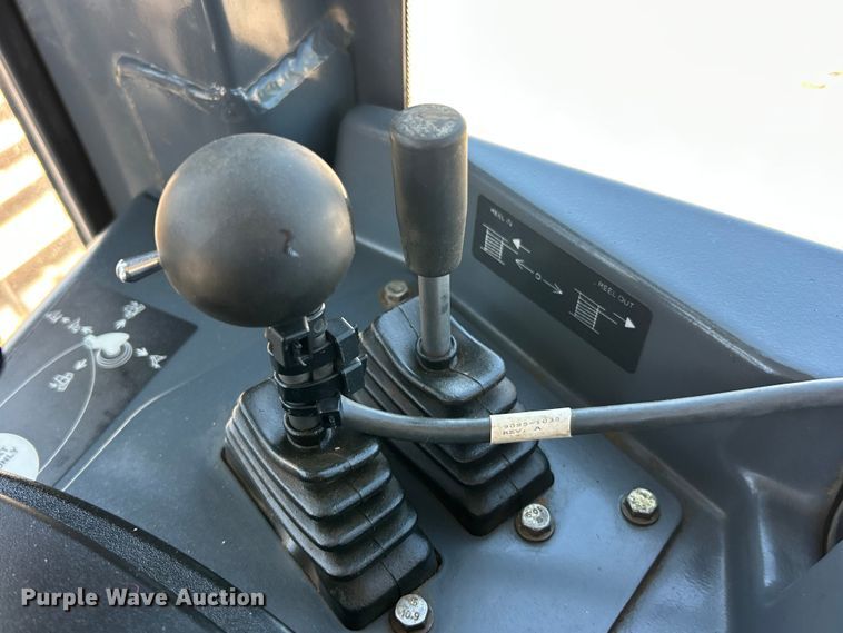 image for item FC2634 2012 John Deere 850K WLT dozer