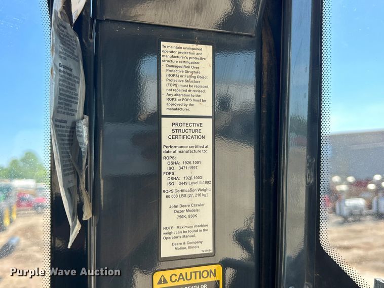 image for item FC2634 2012 John Deere 850K WLT dozer