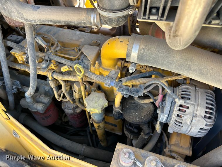 image for item FC2634 2012 John Deere 850K WLT dozer