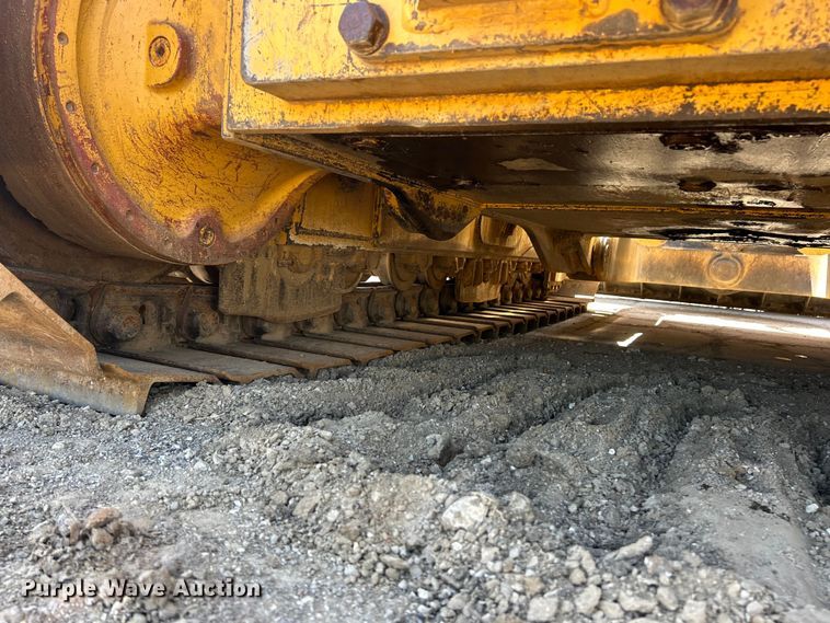 image for item FC2634 2012 John Deere 850K WLT dozer