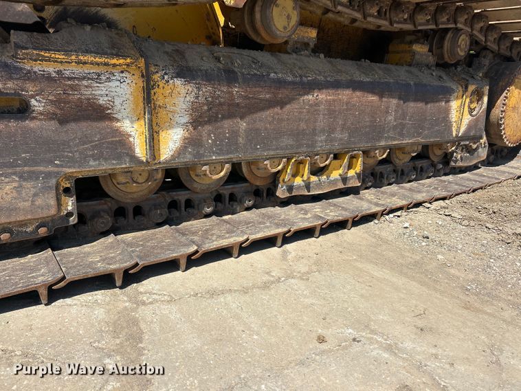 image for item FC2634 2012 John Deere 850K WLT dozer