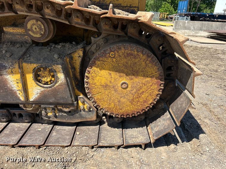 image for item FC2634 2012 John Deere 850K WLT dozer