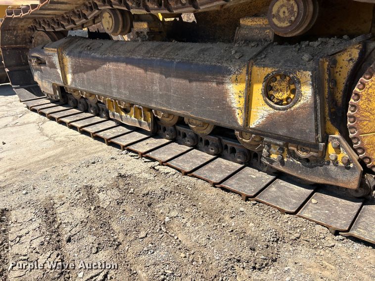 image for item FC2634 2012 John Deere 850K WLT dozer