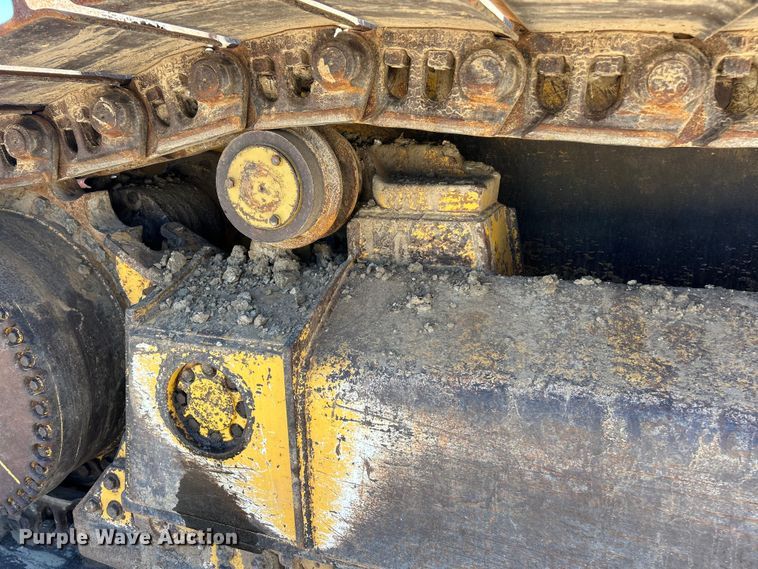 image for item FC2634 2012 John Deere 850K WLT dozer