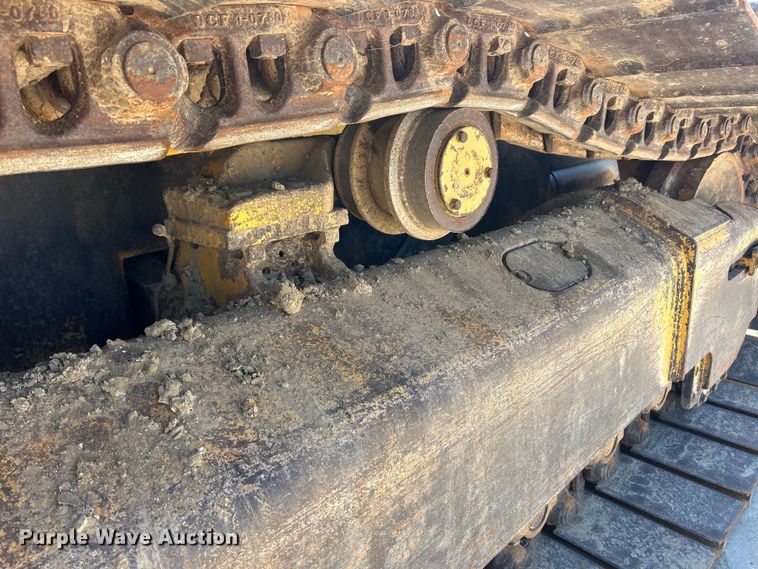 image for item FC2634 2012 John Deere 850K WLT dozer