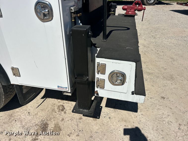 image for item FC2642 2016 Ford F750 Super Duty utility / service truck