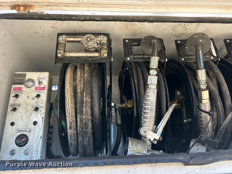 image for item FC2642 2016 Ford F750 Super Duty utility / service truck