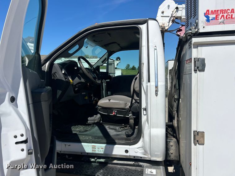 image for item FC2642 2016 Ford F750 Super Duty utility / service truck