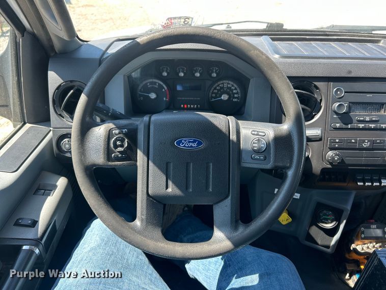 image for item FC2642 2016 Ford F750 Super Duty utility / service truck