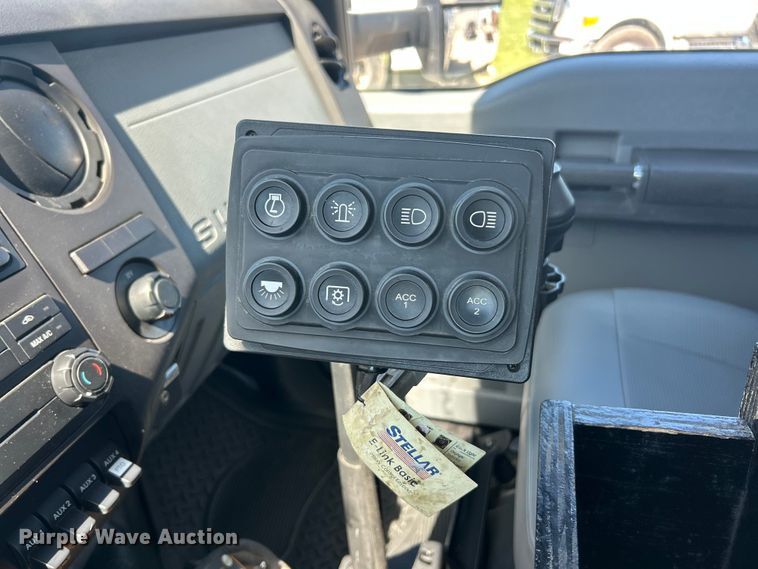image for item FC2642 2016 Ford F750 Super Duty utility / service truck