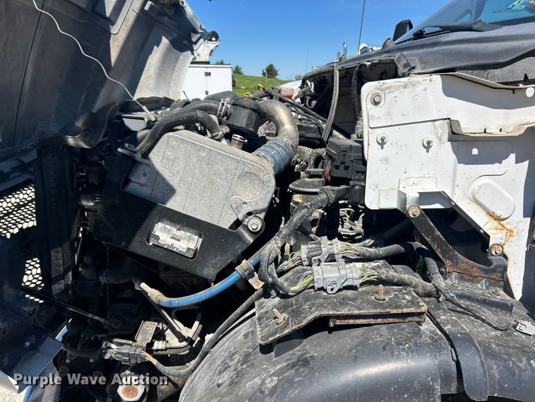 image for item FC2642 2016 Ford F750 Super Duty utility / service truck