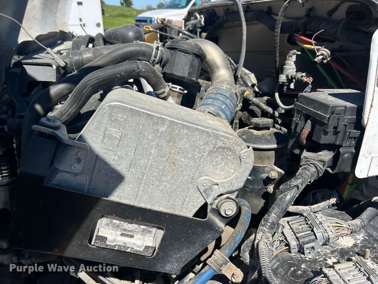 image for item FC2642 2016 Ford F750 Super Duty utility / service truck