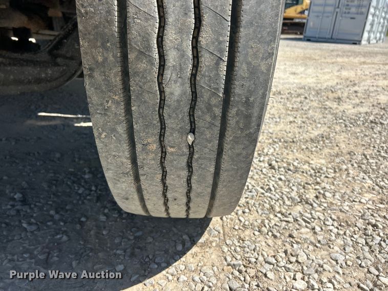 image for item FC2642 2016 Ford F750 Super Duty utility / service truck