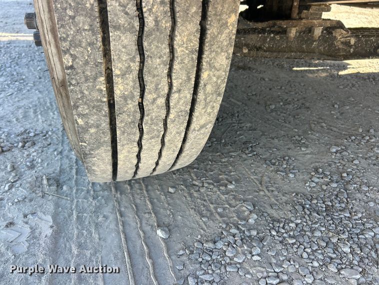 image for item FC2642 2016 Ford F750 Super Duty utility / service truck