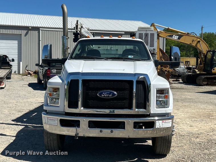 image for item FC2643 2017 Ford F750 Super Duty utility / service truck