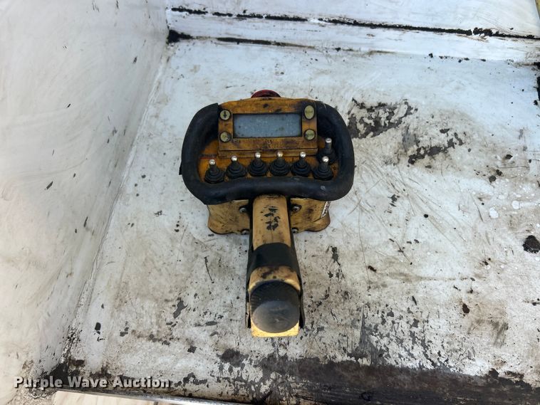 image for item FC2643 2017 Ford F750 Super Duty utility / service truck