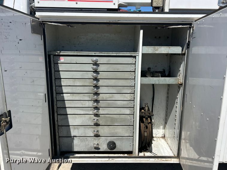 image for item FC2643 2017 Ford F750 Super Duty utility / service truck