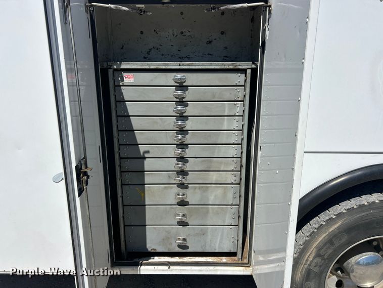 image for item FC2643 2017 Ford F750 Super Duty utility / service truck