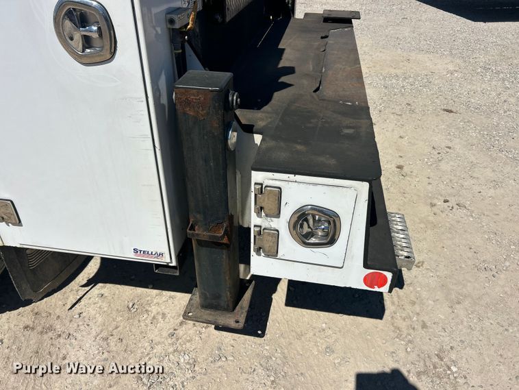 image for item FC2643 2017 Ford F750 Super Duty utility / service truck