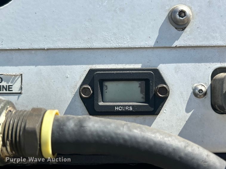 image for item FC2643 2017 Ford F750 Super Duty utility / service truck