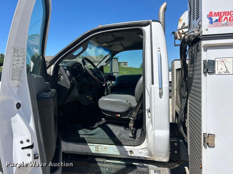 image for item FC2643 2017 Ford F750 Super Duty utility / service truck